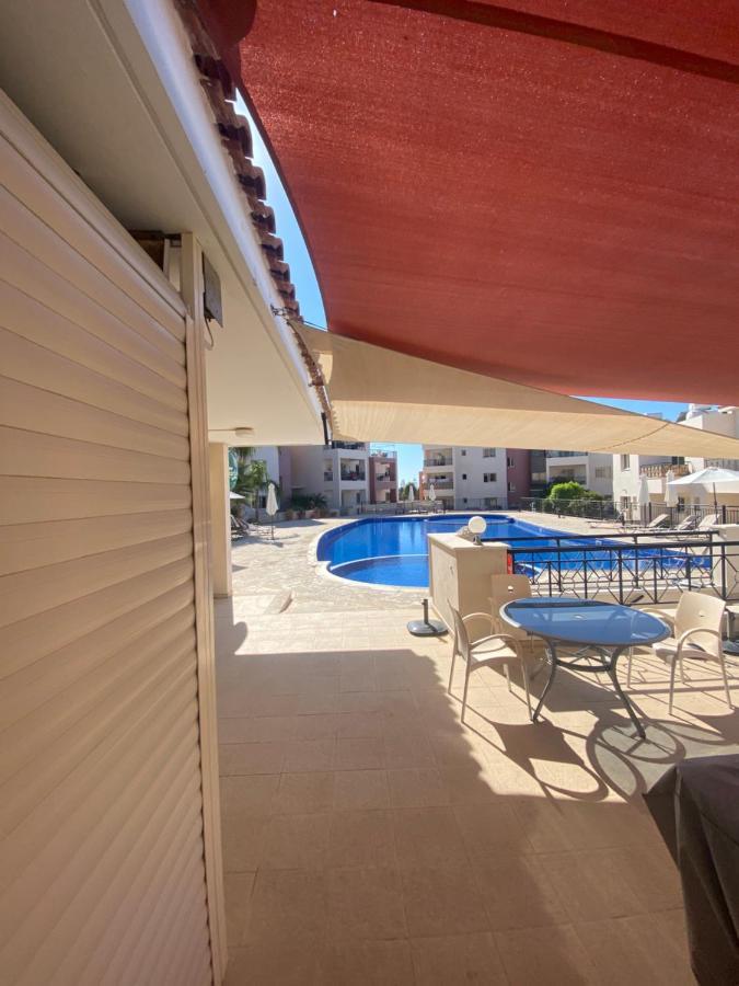 Beautiful Apartment Near The Sea And A Large Private Garden Pafos Exterior foto