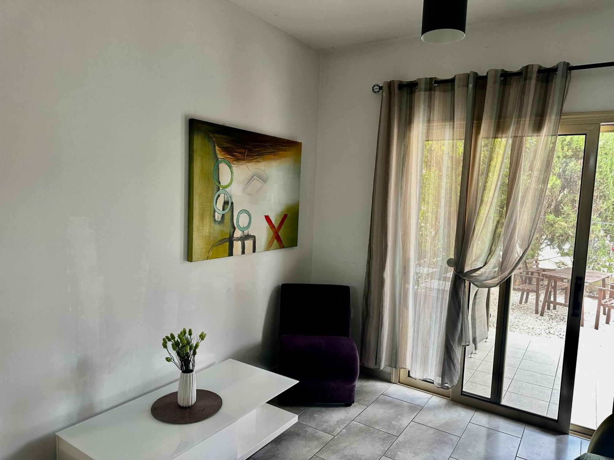Beautiful Apartment Near The Sea And A Large Private Garden Pafos Exterior foto